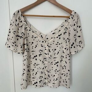 Lush  Cream and Black Women's V- Neck Top Button Up Front M Boho flowy